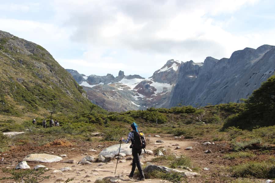 Ushuaia: Laguna Esmeralda Guided Trek with Box Lunch - The trailhead and the sub-Antarctic forest start