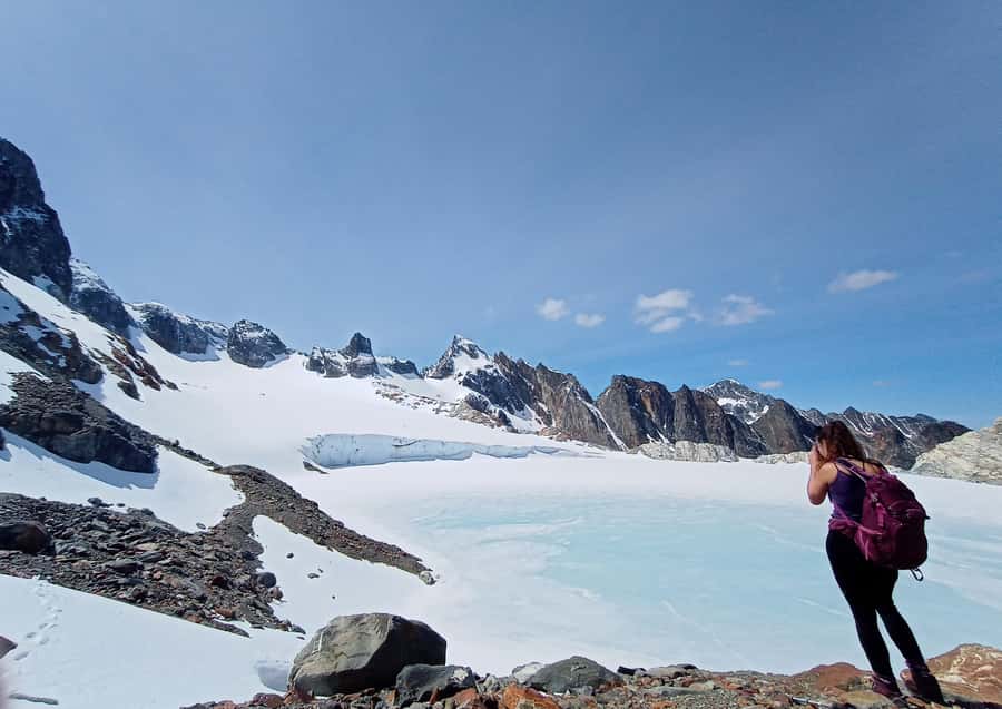 Ushuaia: Ojo del Albino - Full day trekking - Esmeralda Lagoon to the Forest: Your Morning Warm-Up (It Still Counts)