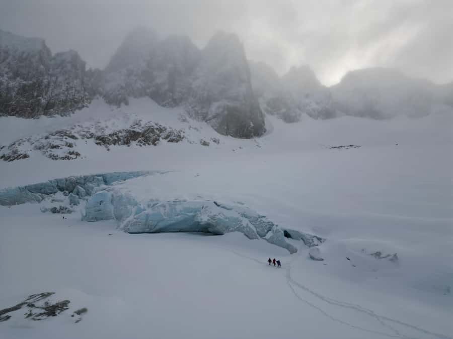 Ushuaia: Ojo del Albino - Full day trekking - The Return at 13:00: Where Legs, Snow, and Mud All Get Involved