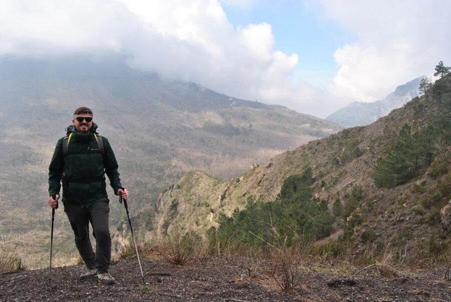 Vesuvio: 3h trekking tour with volcanological guide - The Light Trek Toward the Crater: Pace, Stops, and What You Learn