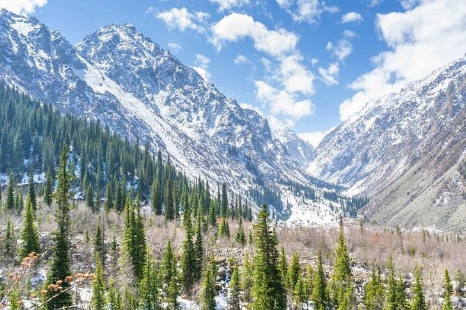Year-Round Adventure: 3 Days Horse Trek to Song Kul Lake - Price and value: $400 that pays for horses, guides, transfers, and two real homestay styles